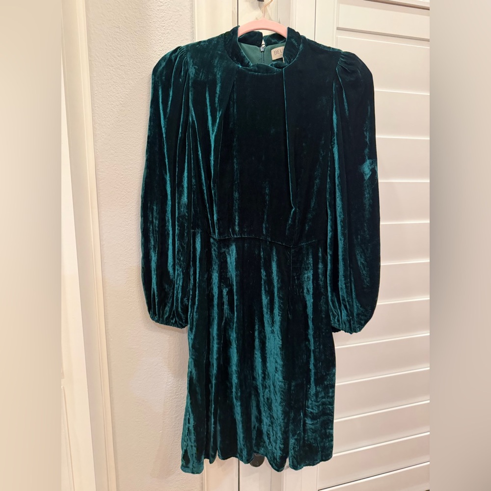 Beulah London Dark Emerald Teddy Jacket. Stunning velvet dress. Size US 4 - Picture 4 of 5